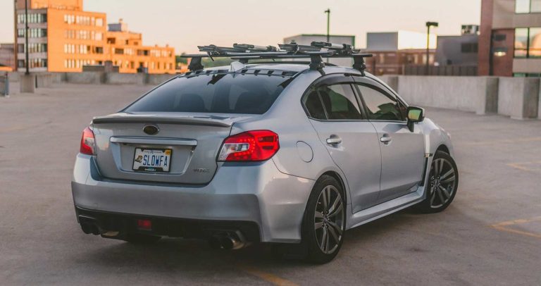 What is the Purpose of the Rubber Strip on a Roof Rack