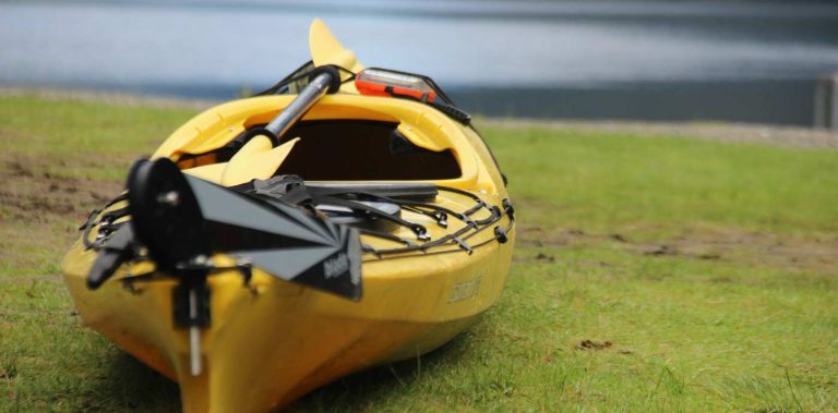 Best Way to Carry a Kayak on a Roof Rack