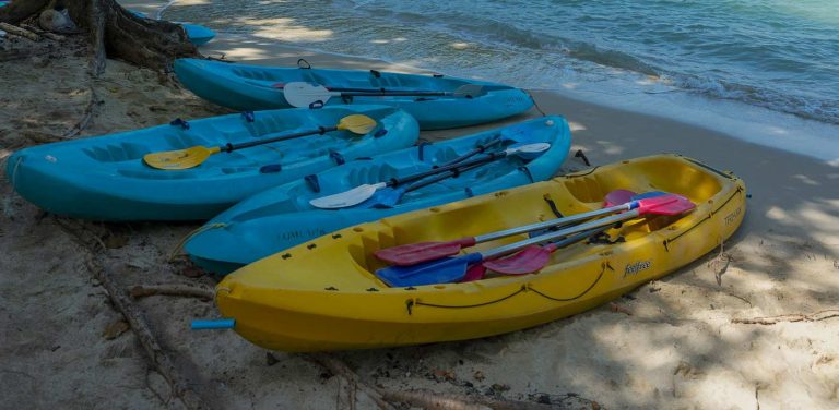 transport a kayak on a camper